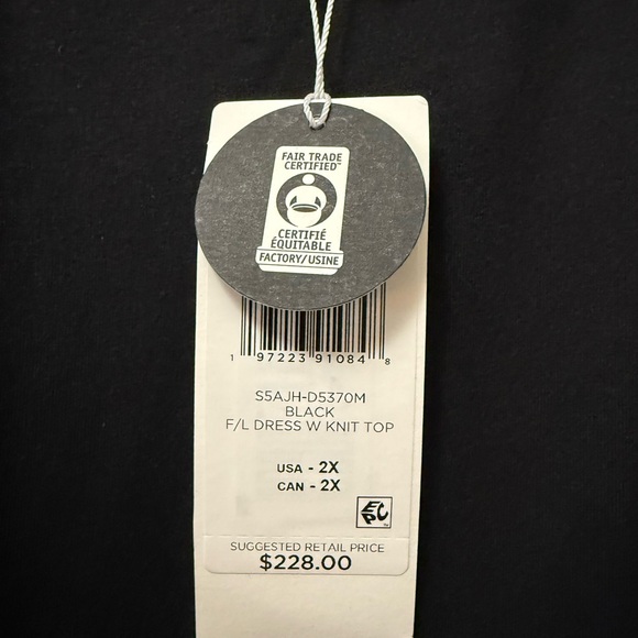 eiledn fisher sleeveless dress with soft gathing at waist and side pockets - Picture 6 of 6